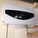 bảo dưỡng bình nóng lạnh Ariston